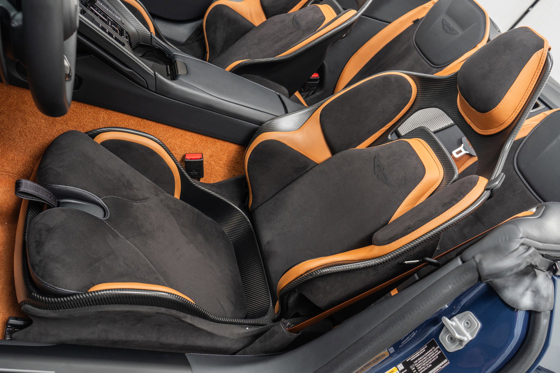 Used 2024 Aston Martin DB12 Volante -Carbon Fiber Bucket S image 26