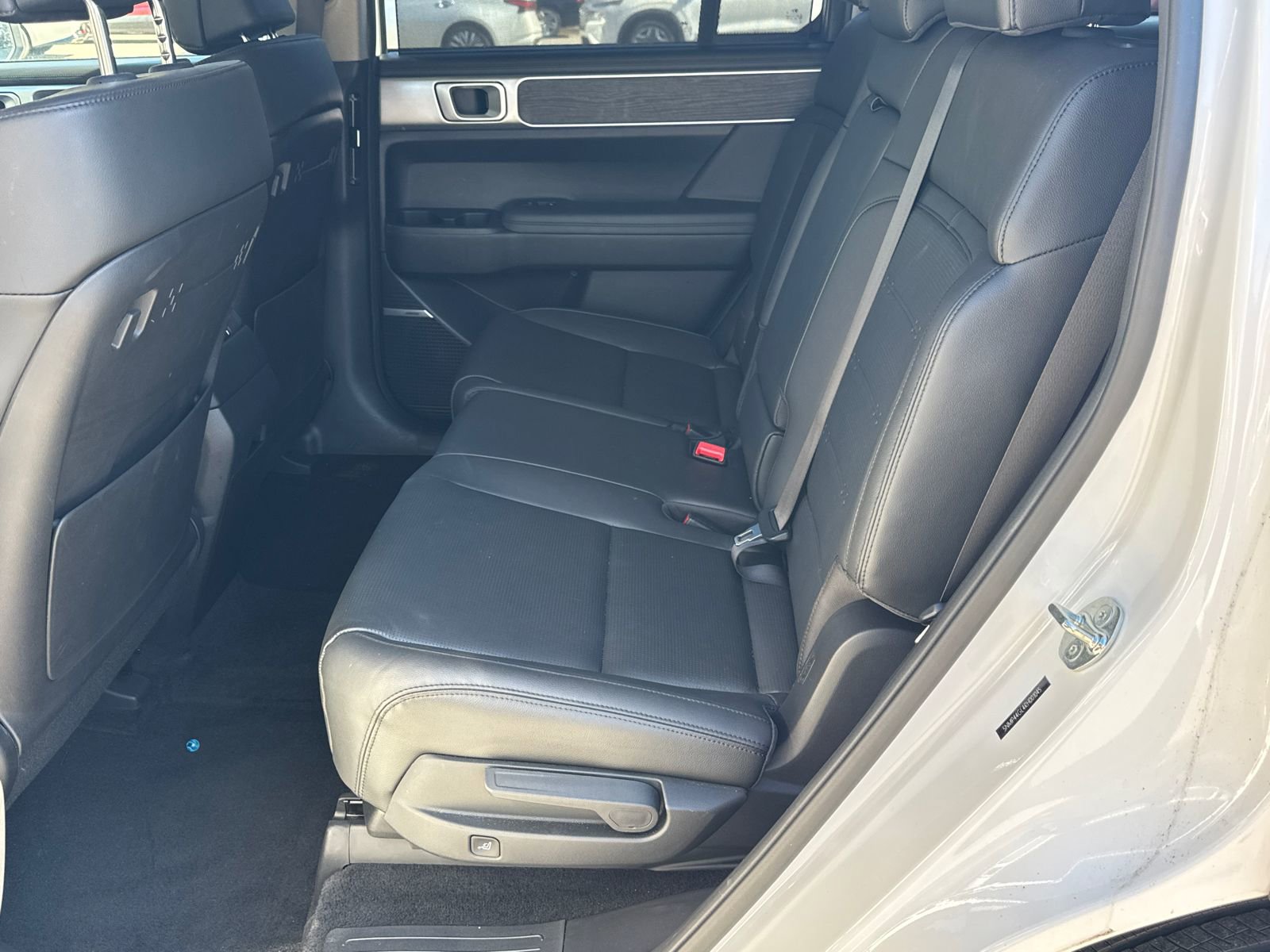 Used 2024 Hyundai Santa Fe Limited image 21