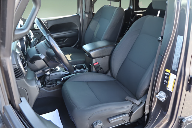 Used 2020 Jeep Wrangler Unlimited Sport S AWD/4WD image 27