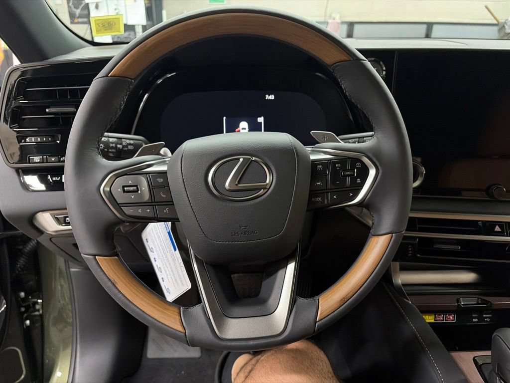 New 2026 Lexus RX 350 Premium w/ Accessory Package (2T) AWD/4WD image 16