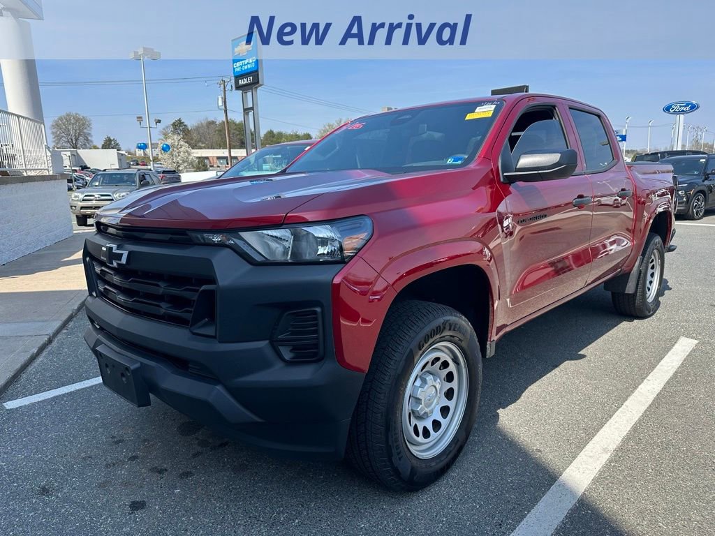 Used 2025 Chevrolet Colorado W/T w/ Advanced Trailering Package