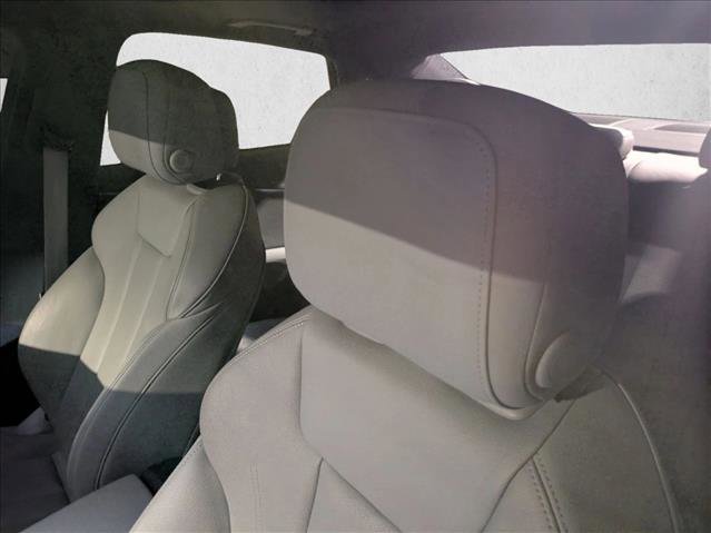 Used 2017 Audi A4 2.0T Premium Plus w/ Premium Plus Package image 14