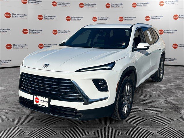 Certified 2025 Buick Enclave Preferred image 1