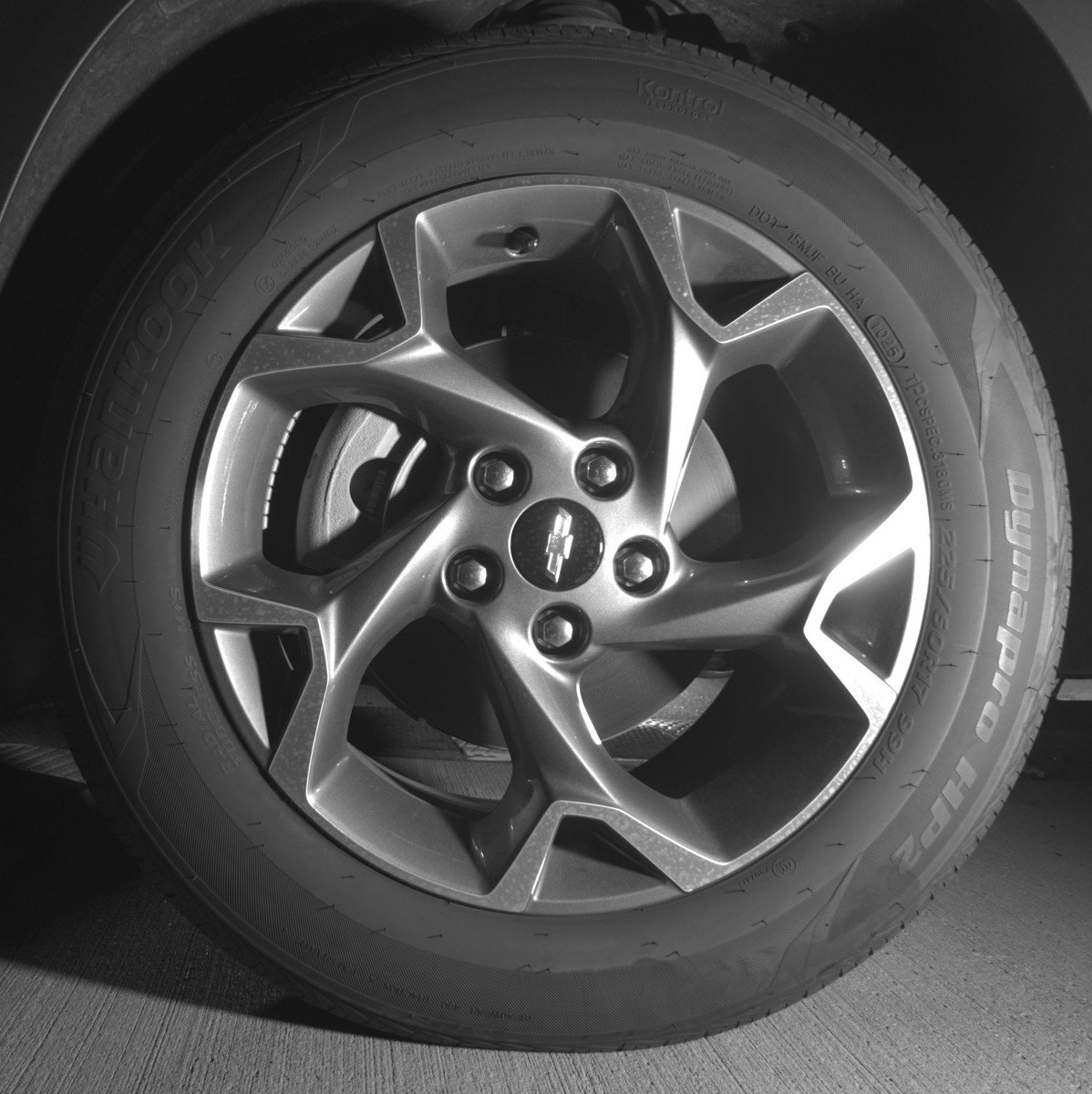 Used 2025 Chevrolet Trax LT w/ LT Convenience Package image 12