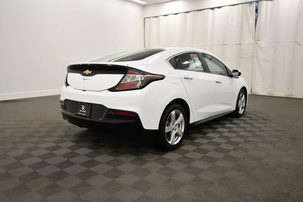 Used 2018 Chevrolet Volt LT FWD image 8