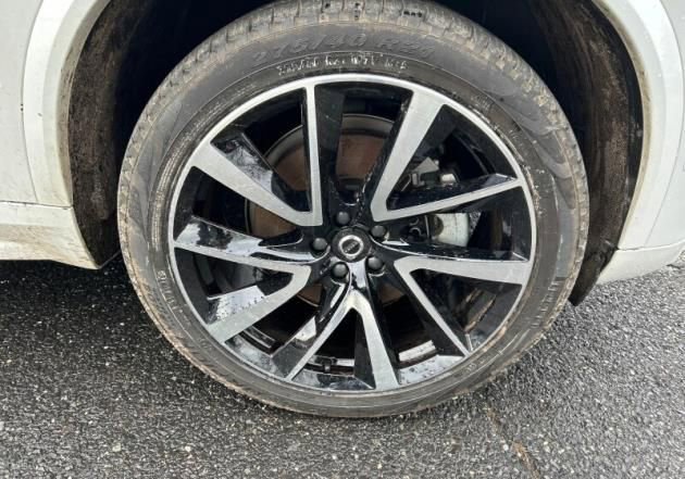 Used 2023 Volvo XC90 B6 Plus w/ Protection Package image 8