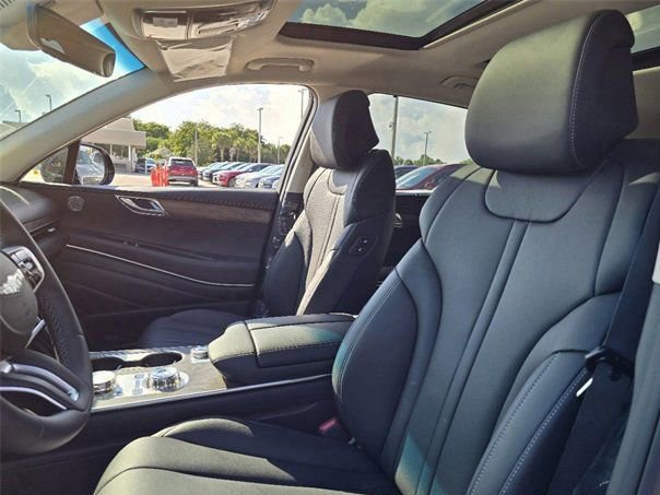 New 2025 Genesis GV80 2.5T Select image 12