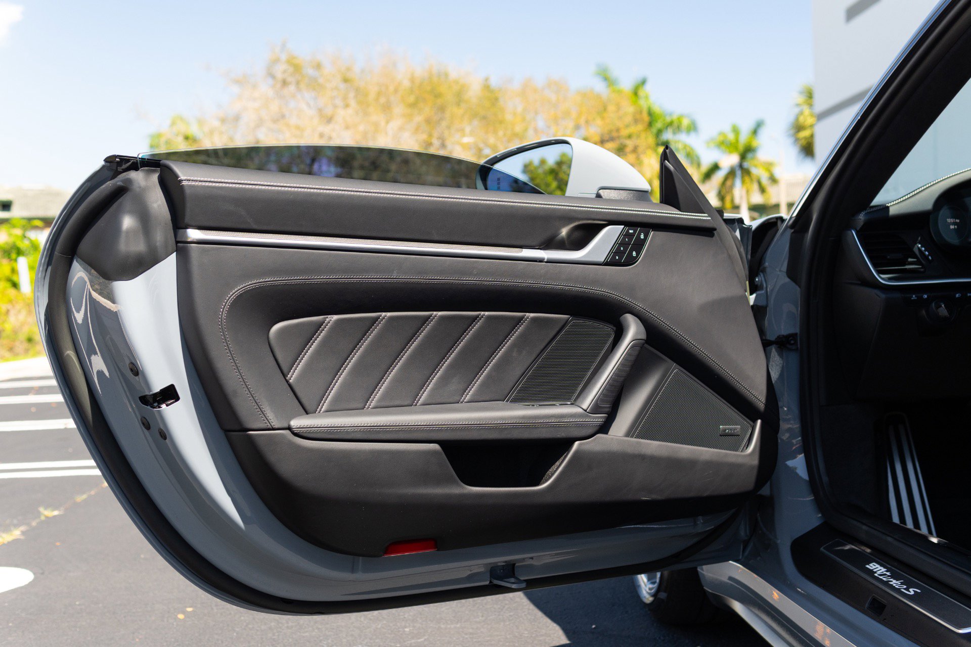 Used 2023 Porsche 911 Turbo S image 29