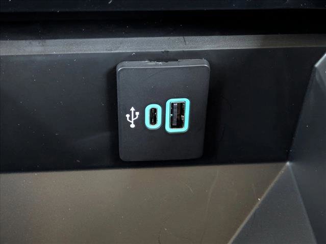 New 2026 Ford F250 Lariat w/ FX4 Off-Road Package image 16