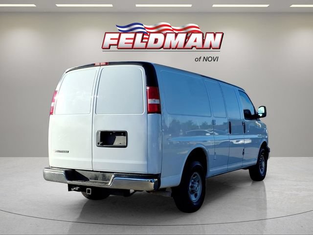 Used 2024 Chevrolet Express 2500 w/ Driver Convenience Package RWD image 6