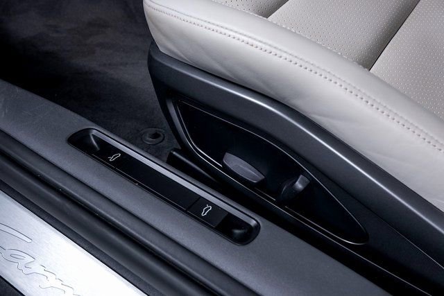 Used 2024 Porsche 911 Carrera 4S image 19