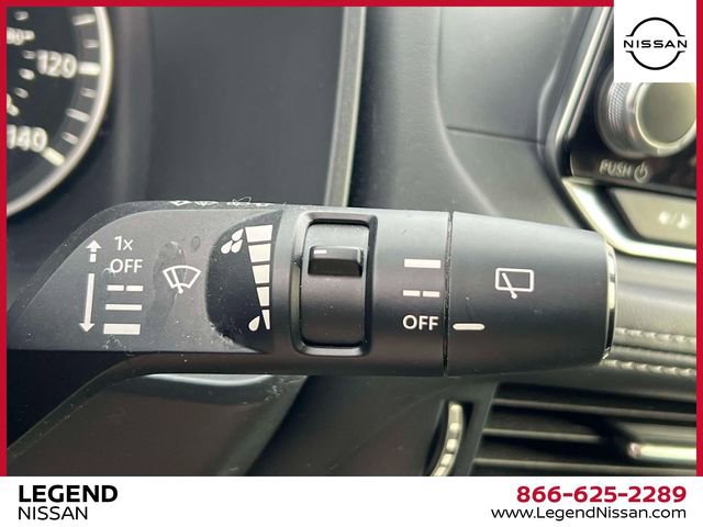 Used 2021 Nissan Rogue S image 23