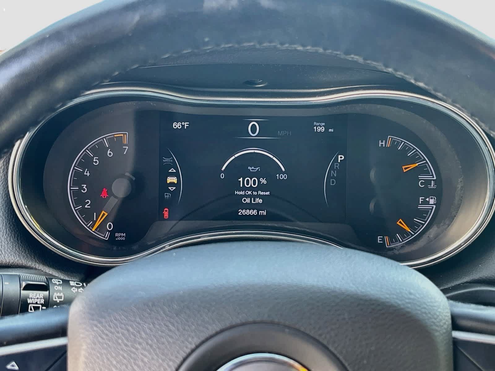 Used 2022 Jeep Grand Cherokee Laredo X RWD image 12