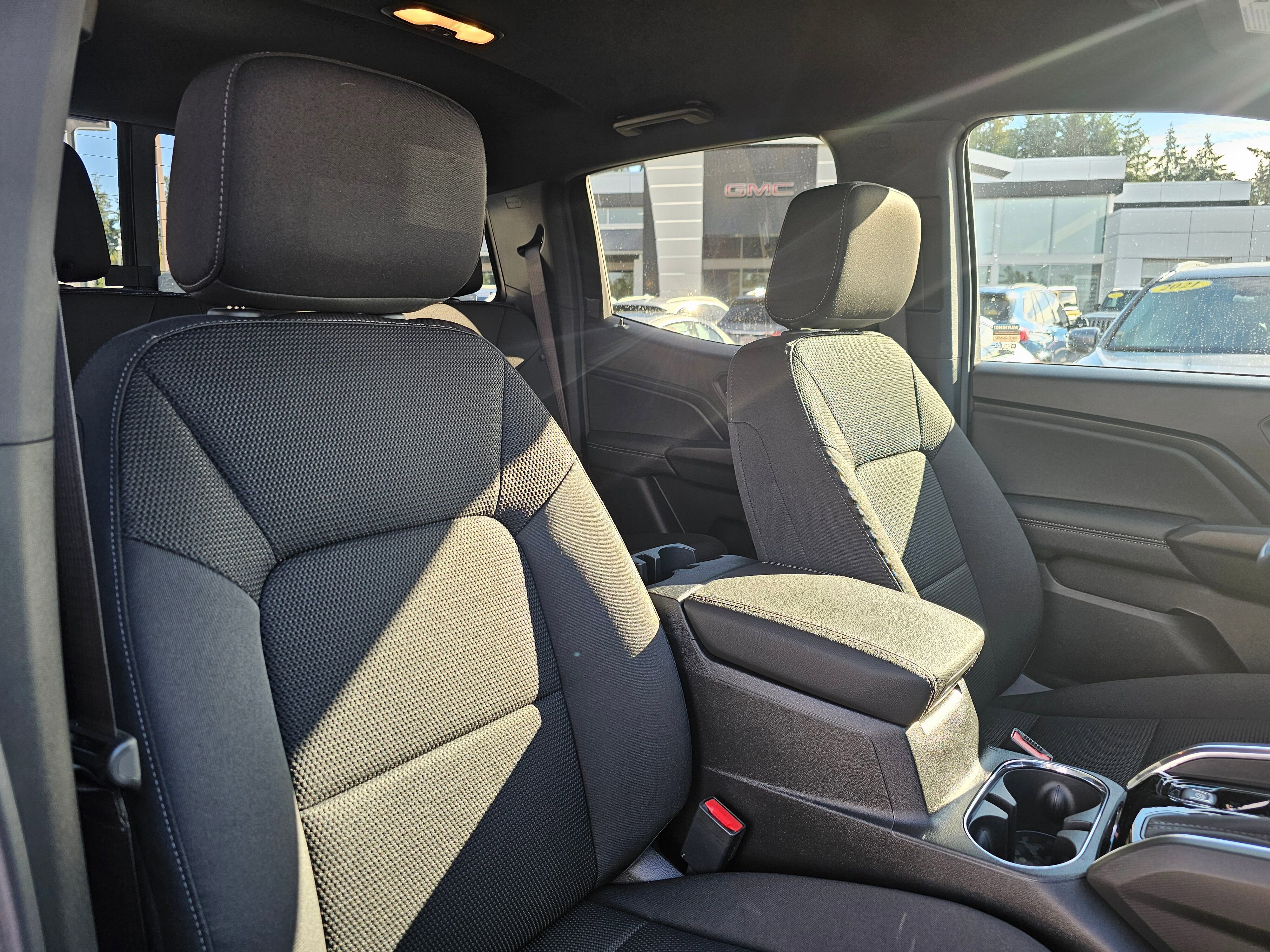 New 2026 GMC Canyon Elevation w/ Convenience Package image 10