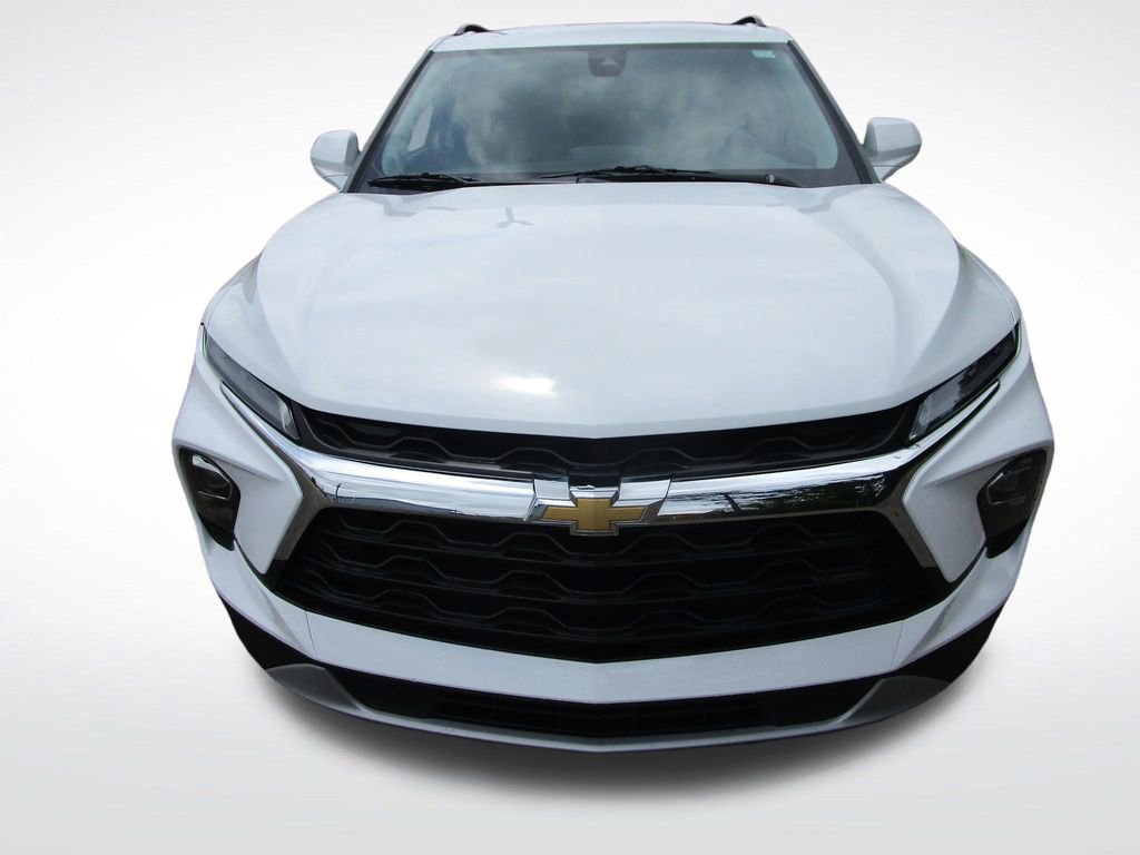 Used 2024 Chevrolet Blazer LT w/ Convenience Package FWD image 5