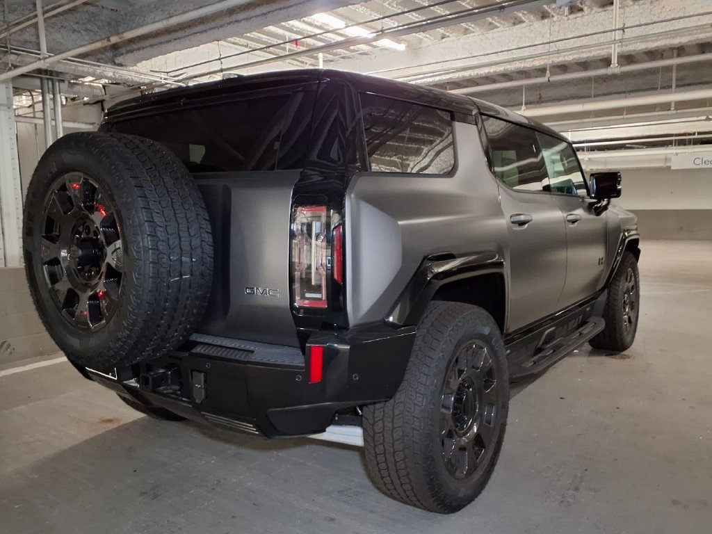 New 2026 GMC Hummer EV 3X w/ Carbon Fiber Edition Package AWD/4WD image 8