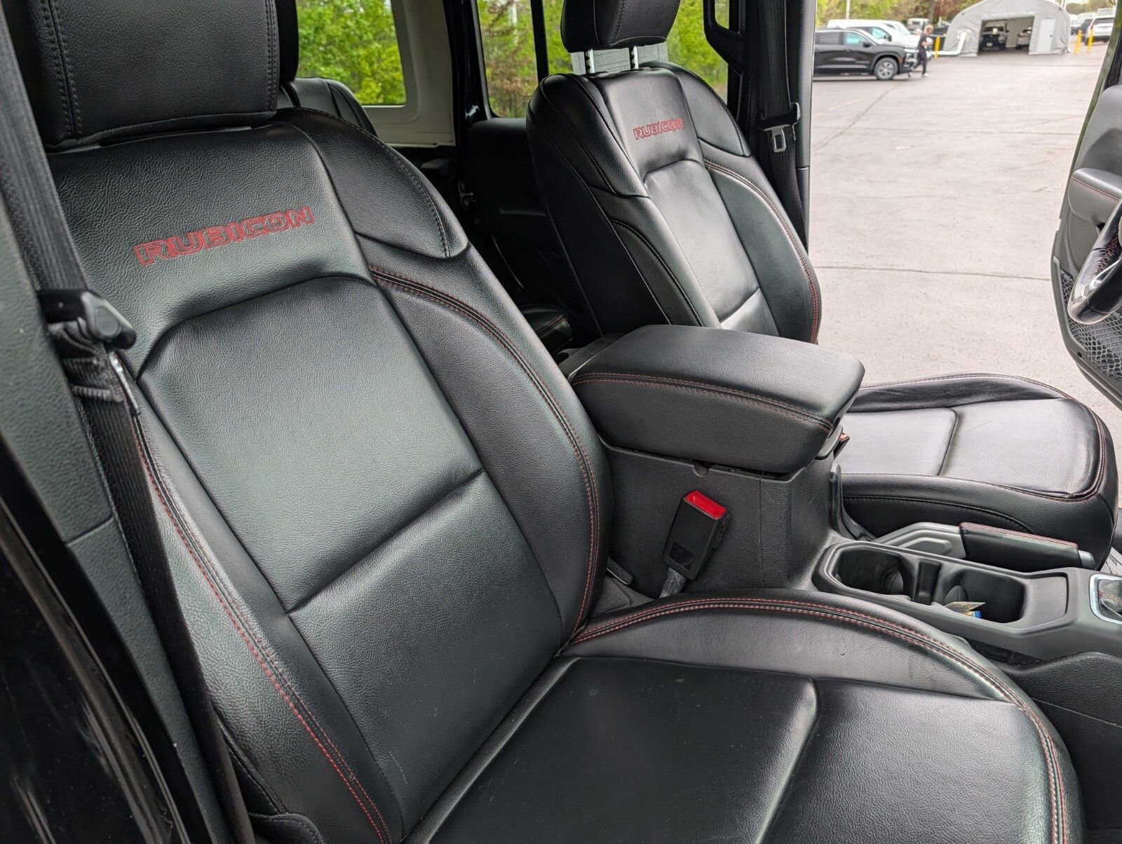 Used 2021 Jeep Wrangler Unlimited Rubicon AWD/4WD image 31