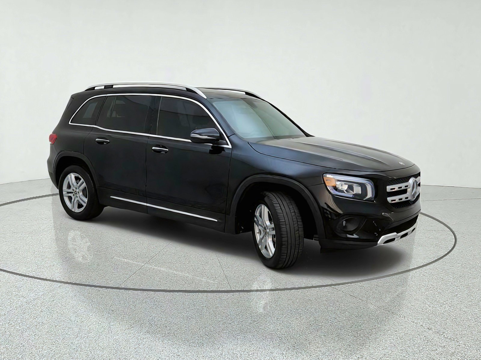 Used 2023 Mercedes-Benz GLB 250 image 5