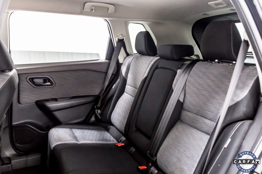 Used 2021 Nissan Rogue S image 30