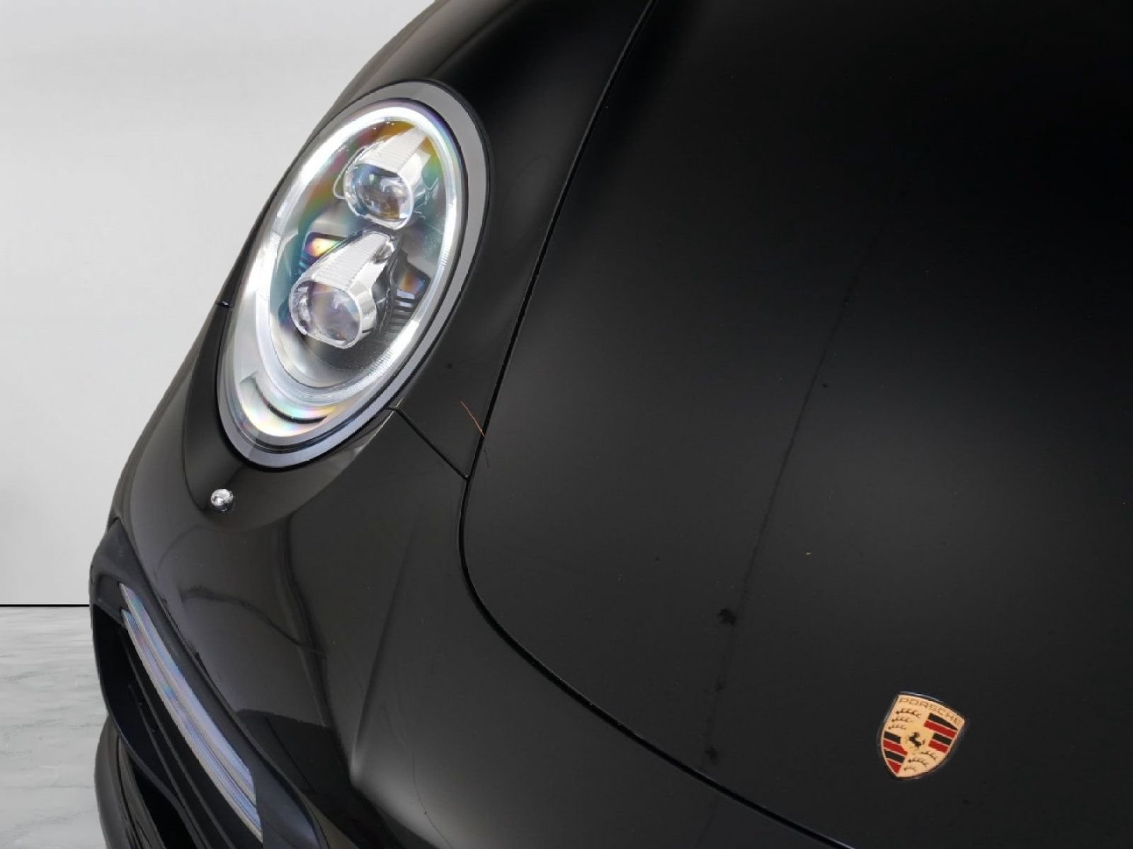 Used 2018 Porsche 911 Turbo AWD/4WD image 40