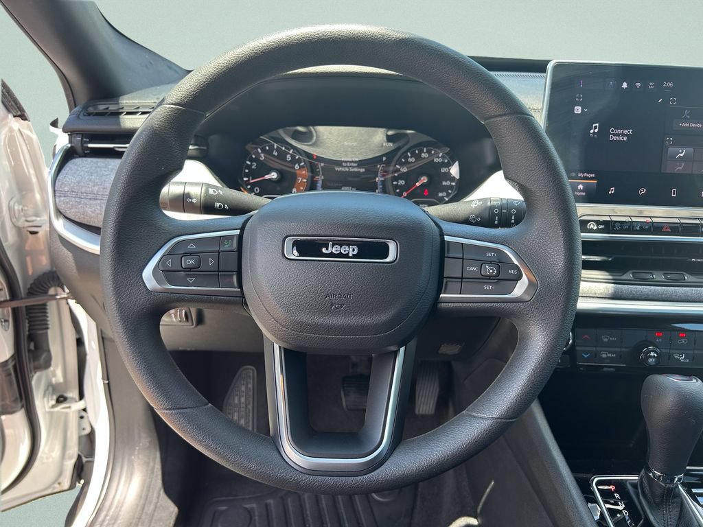 Used 2024 Jeep Compass Sport w/ Mopar Graphics Package AWD/4WD image 29