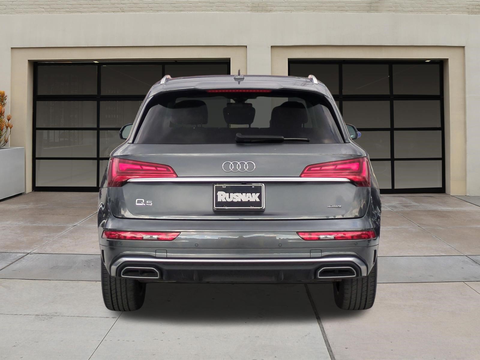 Used 2023 Audi Q5 2.0T Premium Plus w/ Premium Plus Package AWD/4WD image 5