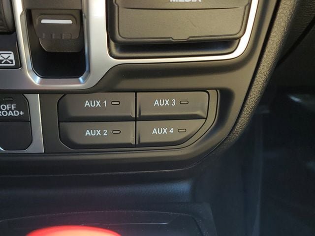 New 2026 Jeep Gladiator Willys AWD/4WD image 33