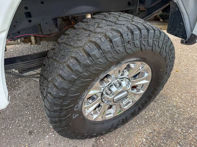 Used 2019 Ford F250 Lariat w/ Lariat Value Package AWD/4WD image 9