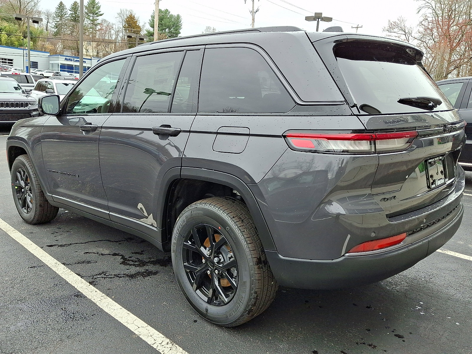 New 2026 Jeep Grand Cherokee Altitude AWD/4WD image 4