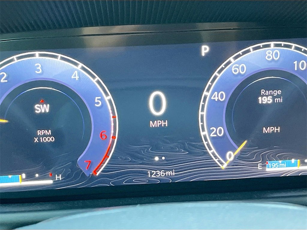 Used 2025 Jeep Wagoneer Series II image 12