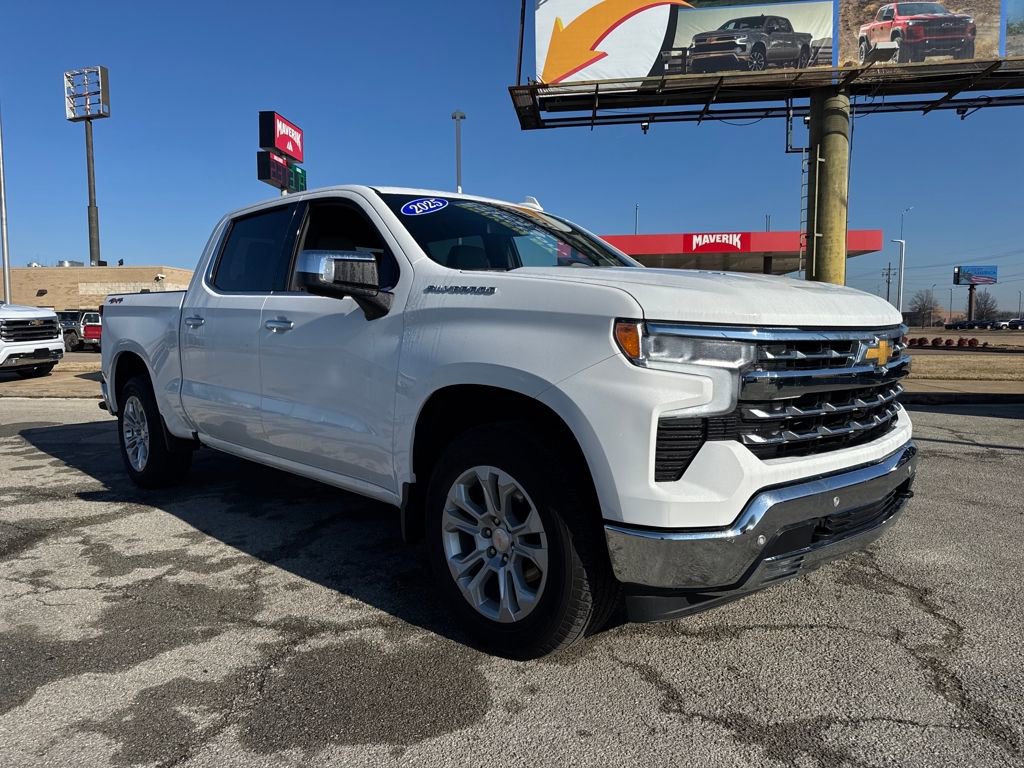 Used 2025 Chevrolet Silverado 1500 LTZ image 9