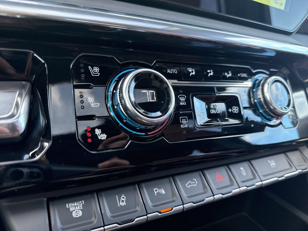 New 2026 GMC Sierra 3500 Denali Ultimate image 24