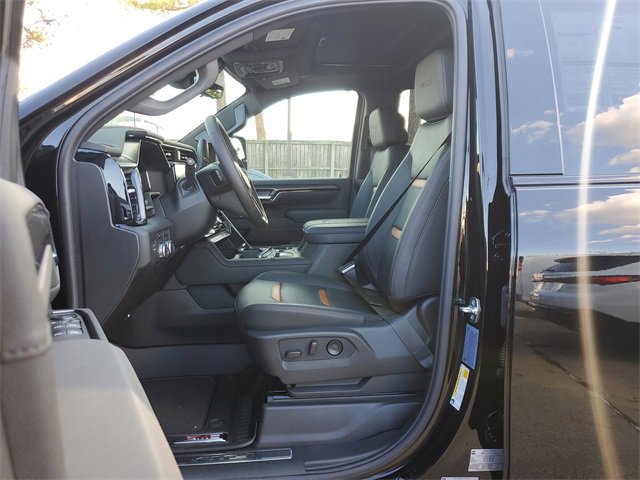 New 2026 GMC Sierra 2500 AT4 w/ AT4 Premium Plus Package image 10