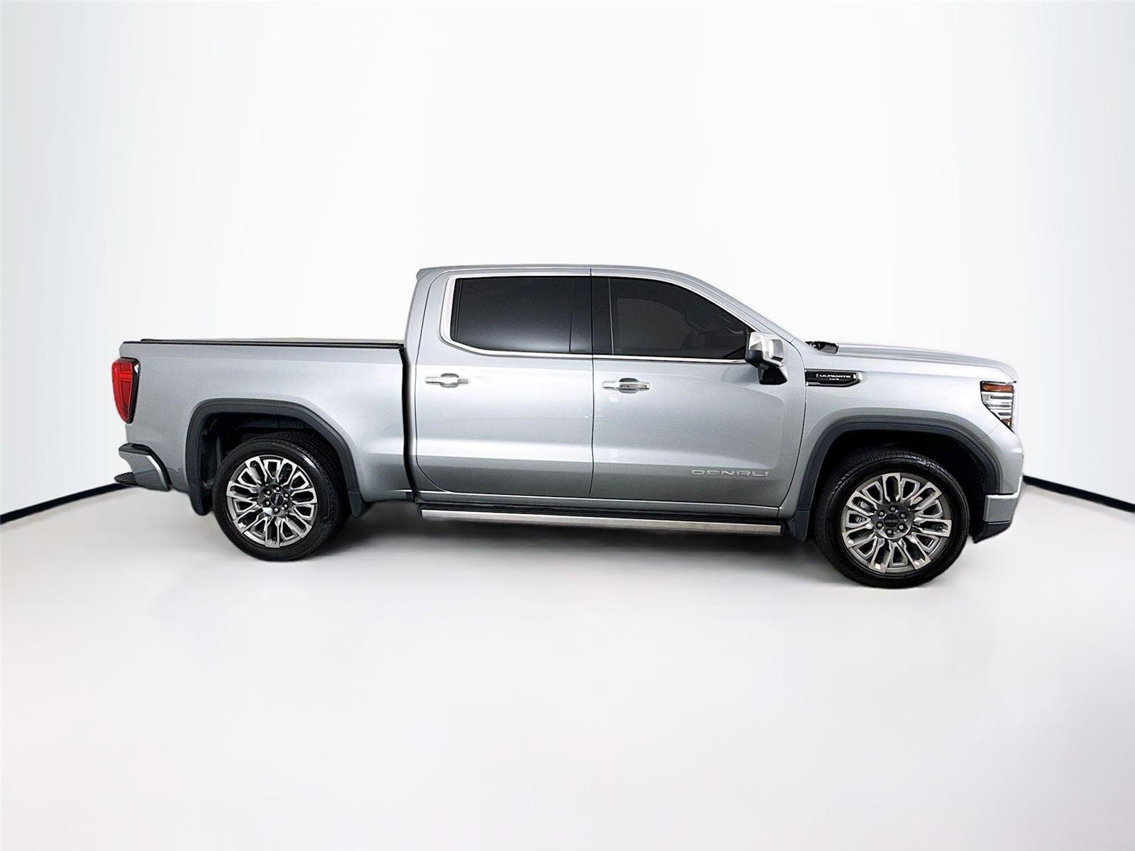 Used 2023 GMC Sierra 1500 Denali Ultimate AWD/4WD image 27
