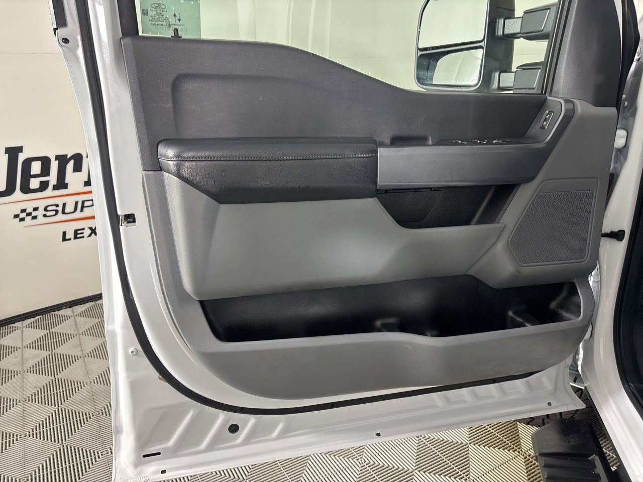 Used 2024 Ford F250 XLT w/ FX4 Off-Road Package image 7