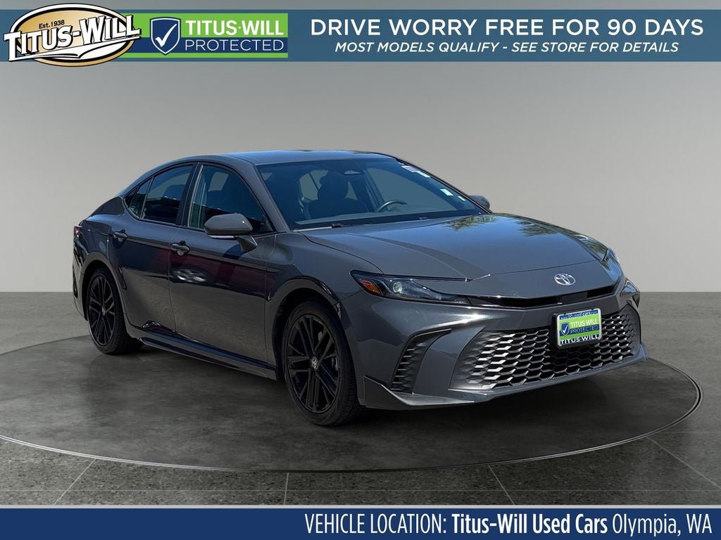 Used 2025 Toyota Camry SE FWD image 1