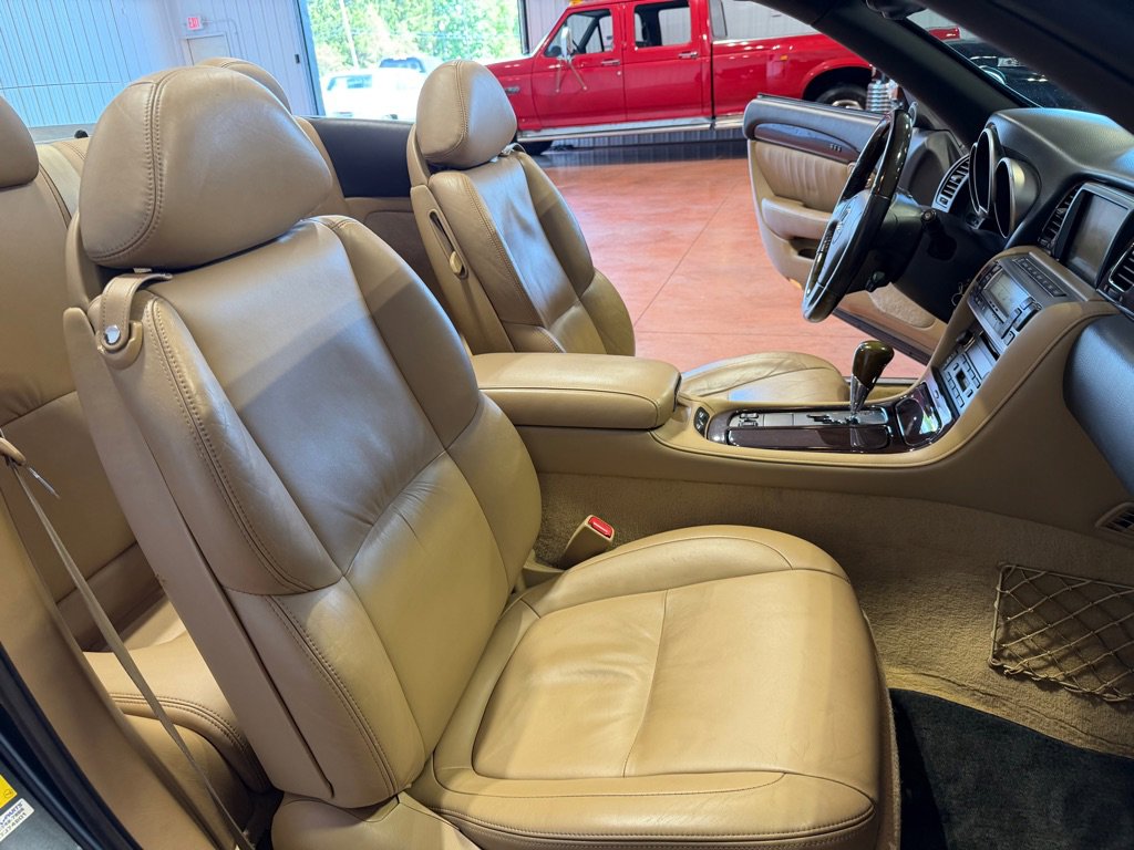 Used 2007 Lexus SC 430 Convertible RWD image 24