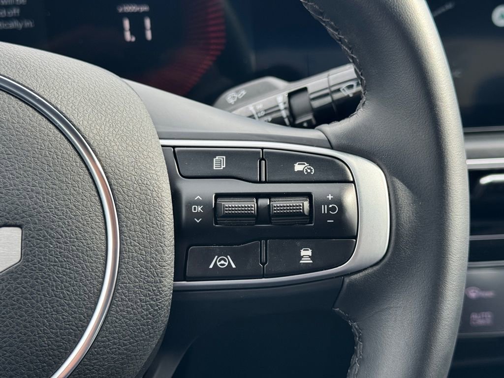 Certified 2025 Kia K5 GT-Line image 17