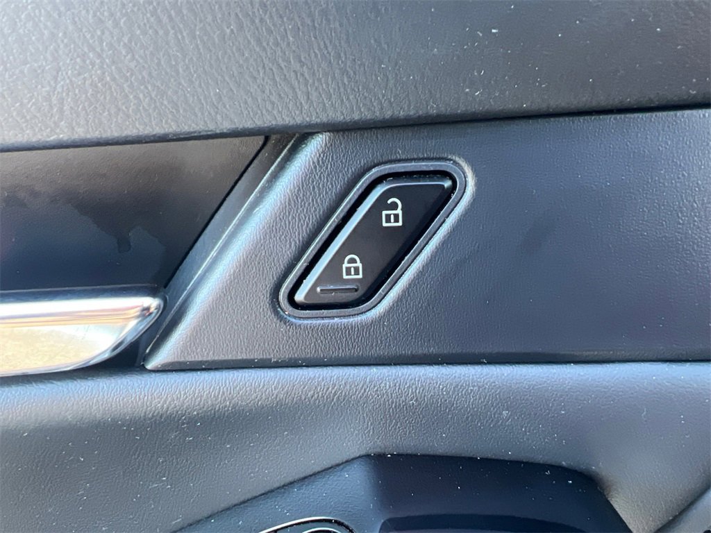 Used 2024 MAZDA CX-30 AWD 2.5 S w/ Preferred Package image 12