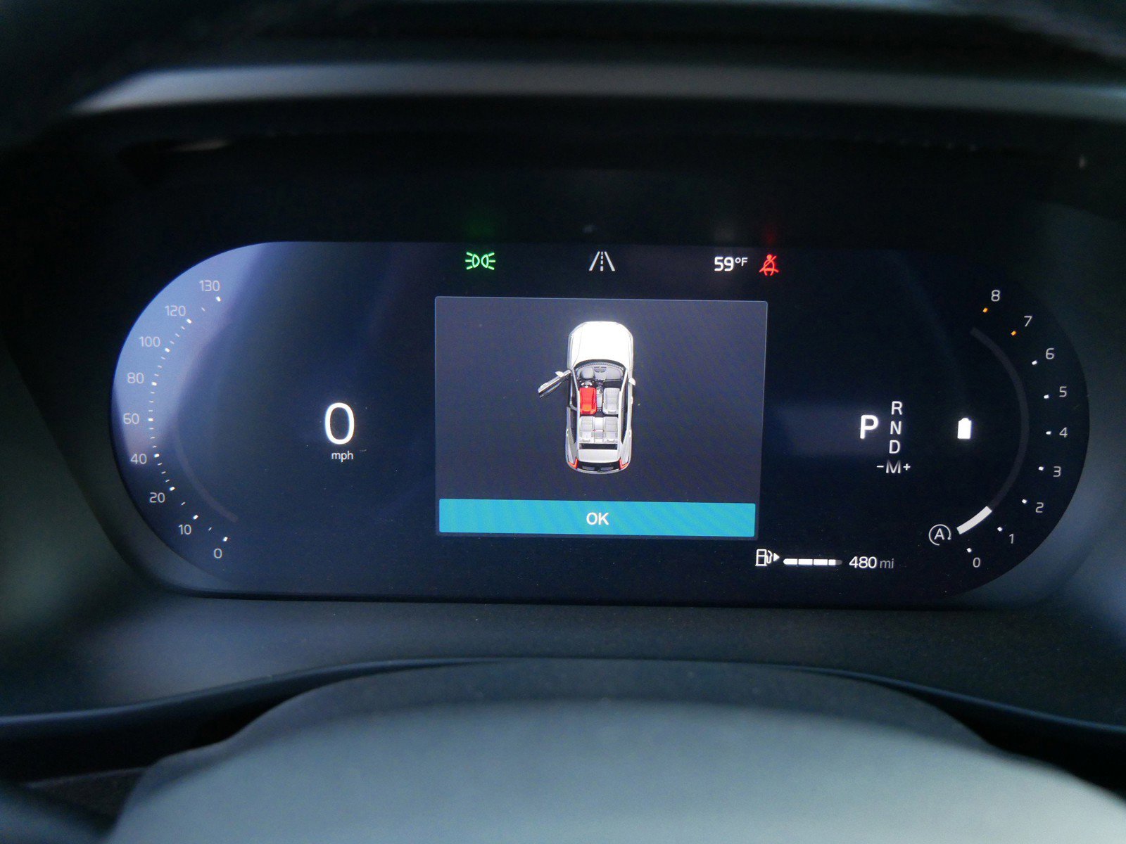 Used 2025 Volvo XC40 B5 Plus image 22