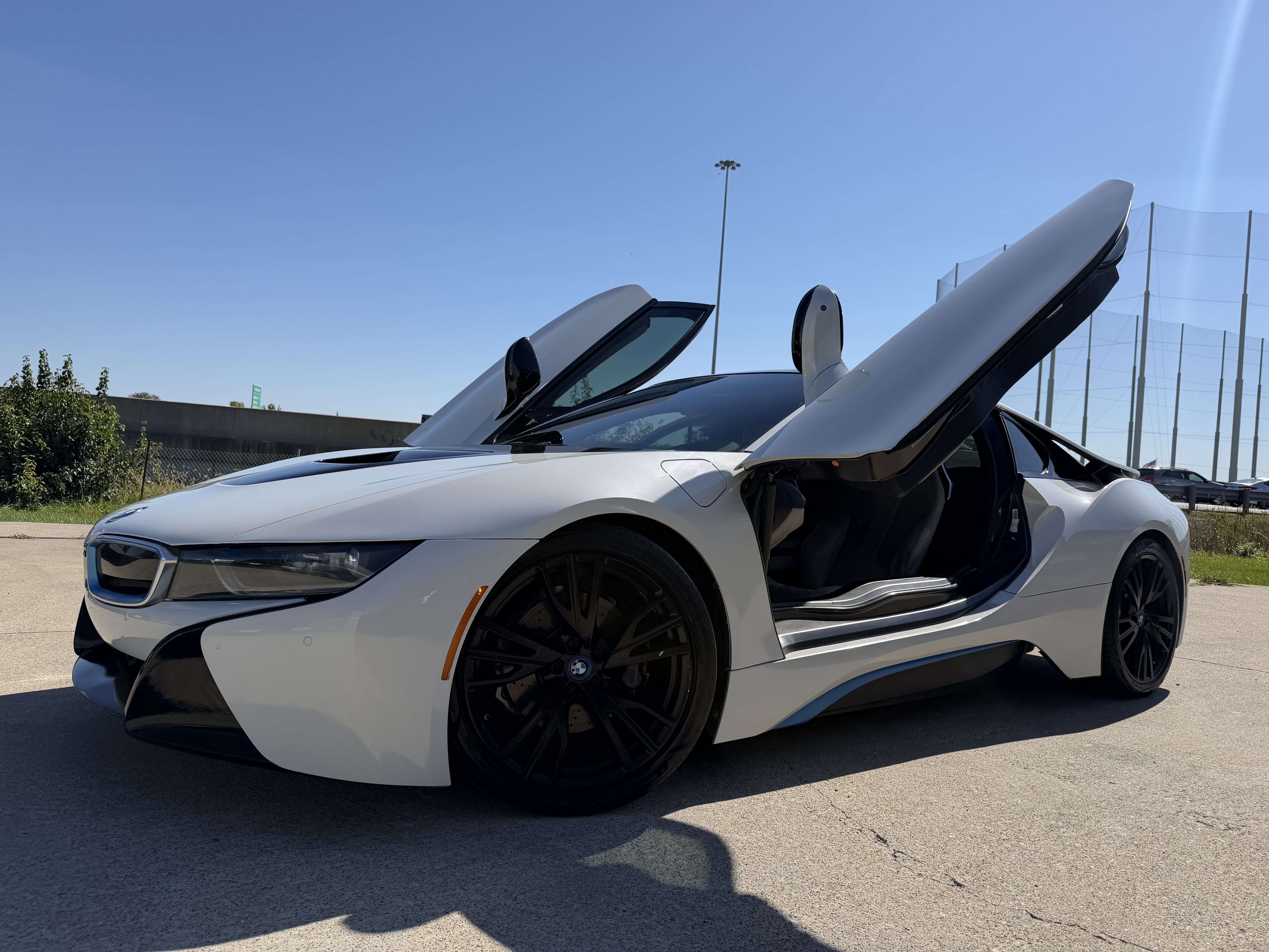 Used 2015 BMW i8 AWD/4WD image 2