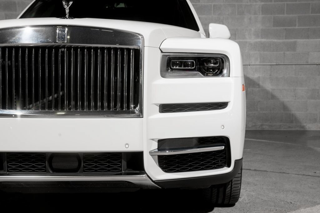 Used 2023 Rolls-Royce Cullinan AWD/4WD image 27