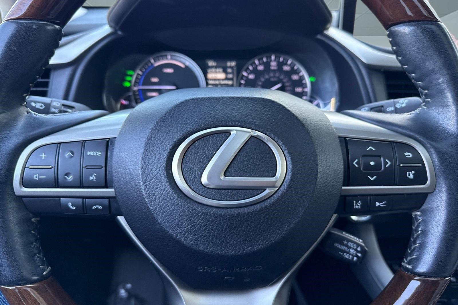 Used 2019 Lexus RX 450h AWD w/ Navigation Package image 16