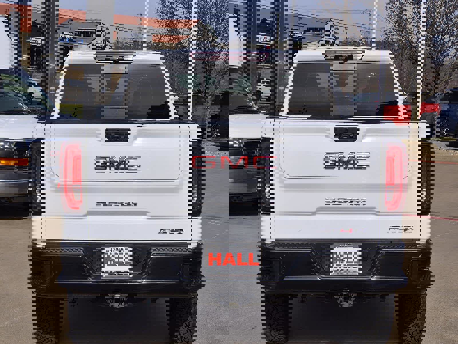 Certified 2023 GMC Sierra 1500 AT4X image 5