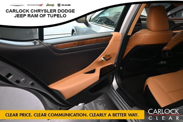 Used 2024 Lexus ES 250 w/ Premium Package AWD/4WD image 27