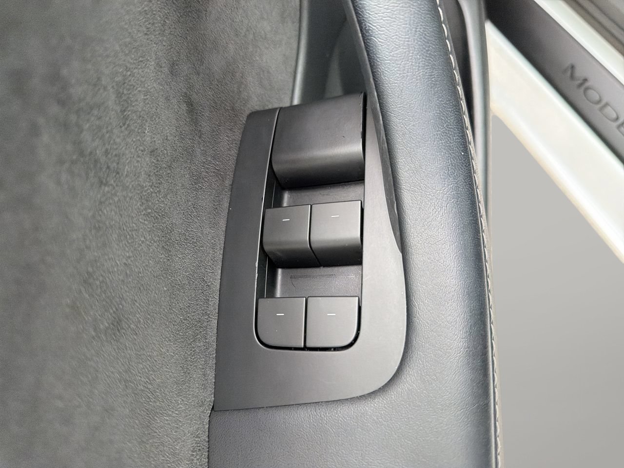 Used 2023 Tesla Model 3 Standard Range RWD image 16