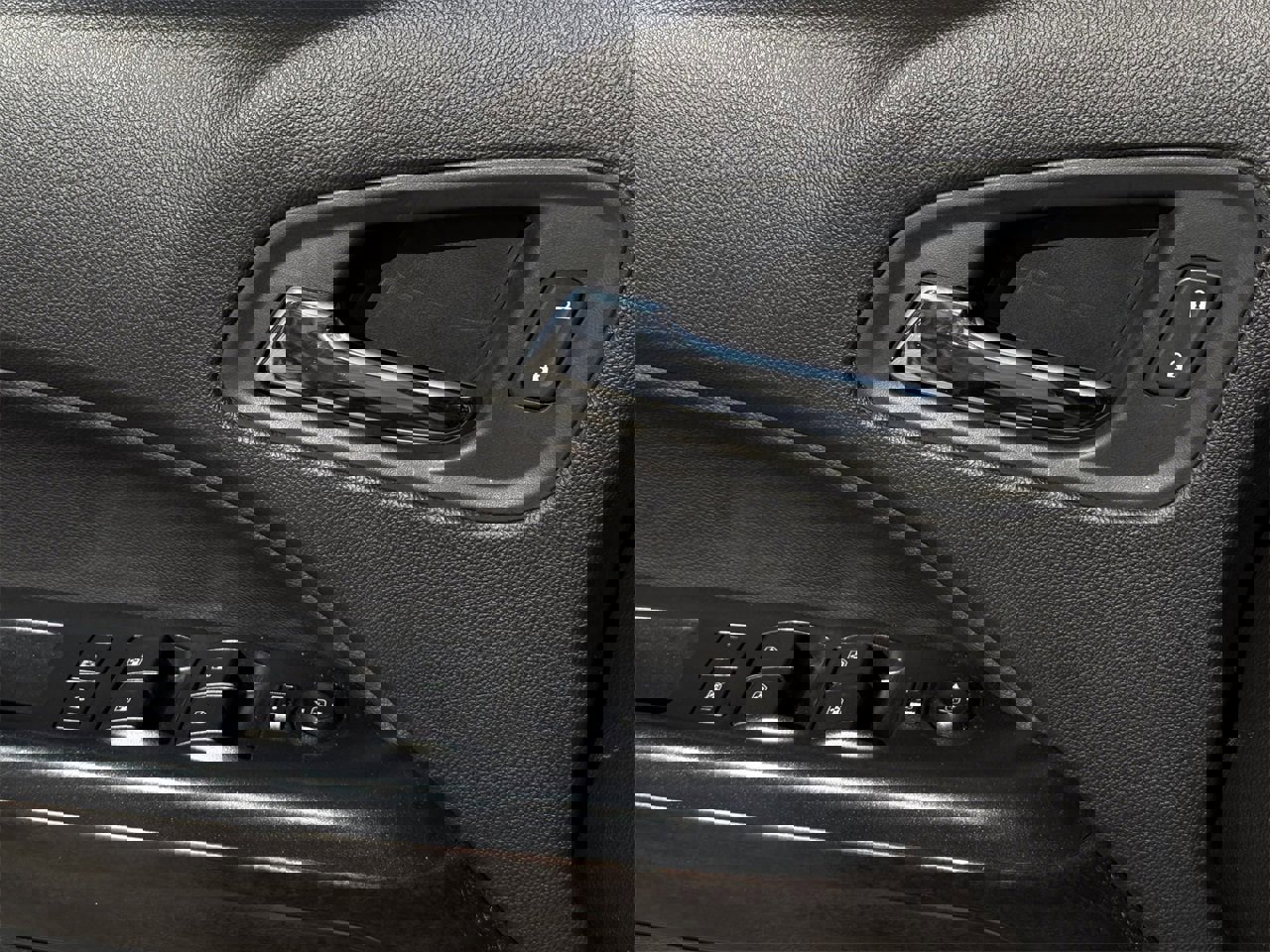 Used 2018 GMC Canyon SLT w/ Driver Alert Package image 23