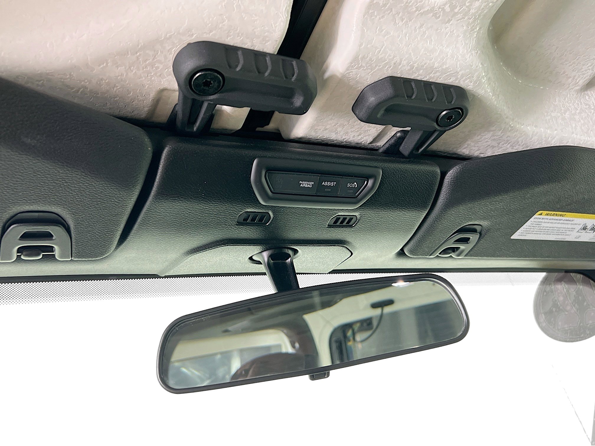 Used 2022 Jeep Wrangler Sport image 22