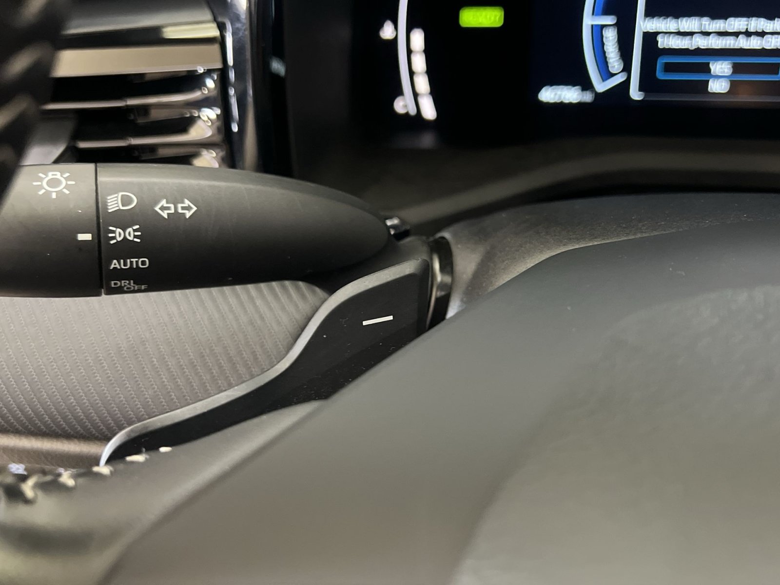 Used 2025 Toyota Camry SE FWD image 35