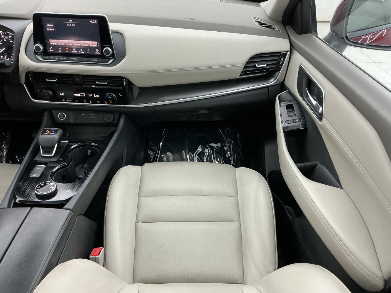Used 2021 Nissan Rogue SV w/ Premium Package AWD/4WD image 29
